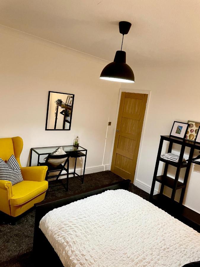 Highford Court Apartment Poulton-le-Fylde Exterior photo